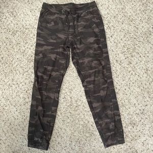 Athleta Farallon Camo Joggers